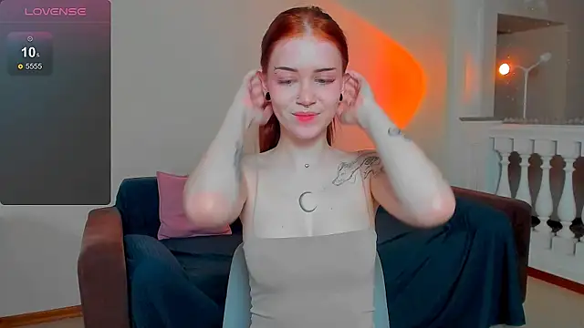 alice with freckles online show from May 15, 6:00 am