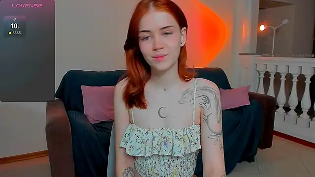 alice with freckles online show from May 29, 7:03 am