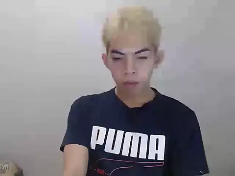 Urhotsilverboy online show from May 25, 6:17 pm