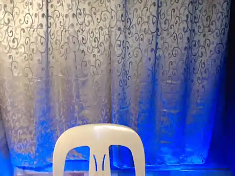 Urhotsilverboy online show from November 9, 4:00 pm