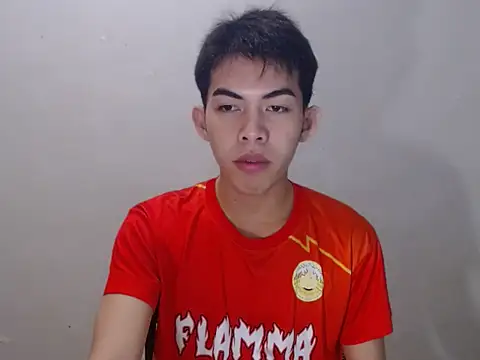 Urhotsilverboy online show from July 9, 11:42 am