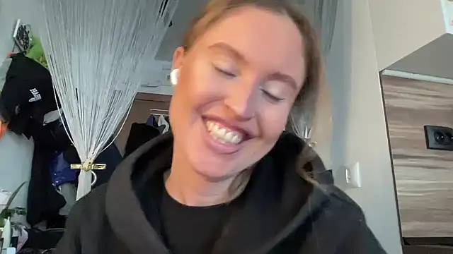 Ameli8 online show from March 21, 11:14 am