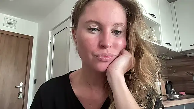 Ameli8 online show from November 13, 12:31 pm