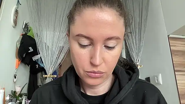 Ameli8 online show from March 20, 10:05 am