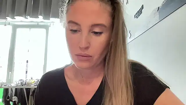 Ameli8 online show from November 7, 12:42 pm