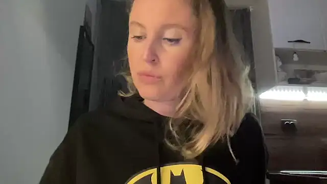 Ameli8 online show from March 6, 8:04 pm