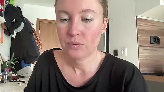 Ameli8 online show from December 16, 9:57 am