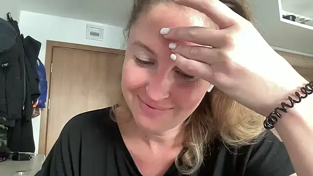 Ameli8 online show from November 30, 11:33 am