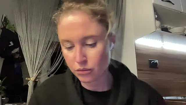 Ameli8 online show from March 25, 7:46 pm