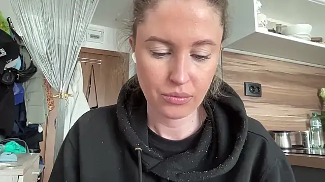 Ameli8 online show from March 26, 12:14 pm