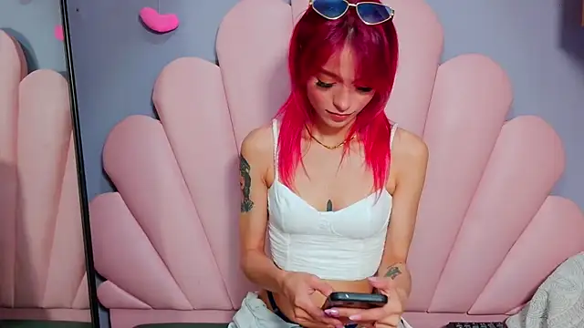 luci miller online show from May 15, 3:26 am