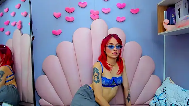 Snapshot of luci_miller chatting on February 28, 4:56 am luci miller online show from February 28, 4:56 am