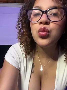 Lolavenezia online show from February 19, 1:52 pm