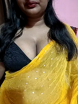 Snapshot of Keerthee_ chatting on November 21, 5:34 pm Keerthee online show from November 21, 5:34 pm