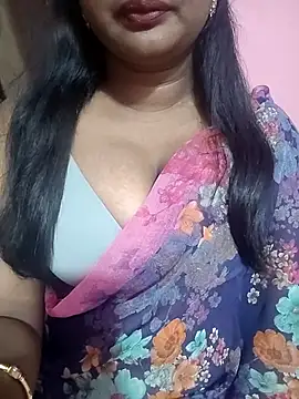 Snapshot of Keerthee_ chatting on November 29, 6:08 pm Keerthee online show from November 29, 6:08 pm