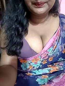 Snapshot of Keerthee_ chatting on November 8, 5:38 pm Keerthee online show from November 8, 5:38 pm