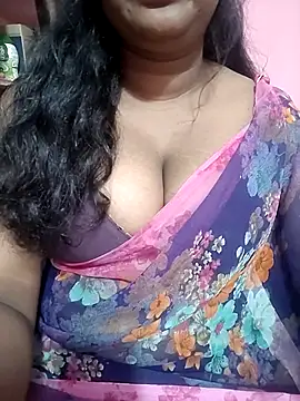 Snapshot of Keerthee_ chatting on November 12, 6:34 pm Keerthee online show from November 12, 6:34 pm