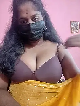 Snapshot of Keerthee_ chatting on November 14, 5:44 am Keerthee online show from November 14, 5:44 am