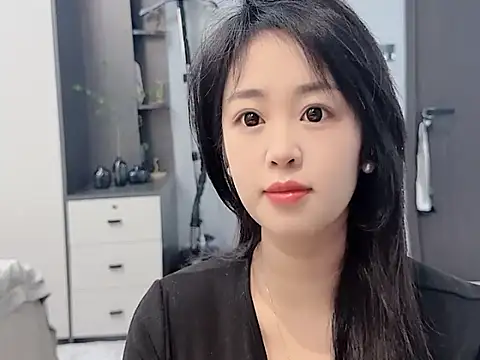 Snapshot of Lucky--Lucy chatting on November 16, 3:22 am Lucky--Lucy online show from November 16, 3:22 am