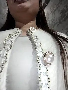 Snapshot of MINSSA502 chatting on December 16, 10:30 am MINSSA502 online show from December 16, 10:30 am