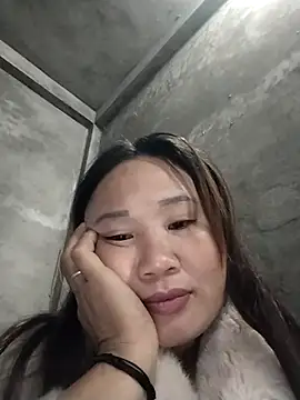 Snapshot of MINSSA502 chatting on January 8, 11:38 am MINSSA502 online show from January 8, 11:38 am