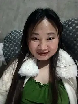 Snapshot of MINSSA502 chatting on December 17, 11:10 pm MINSSA502 online show from December 17, 11:10 pm