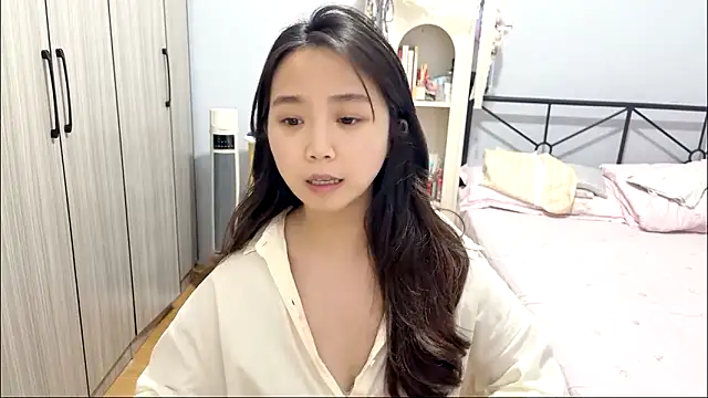 Hmm 0303 online show from March 24, 4:29 pm