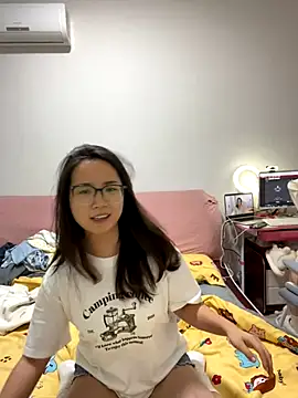 Hmm 0303 online show from November 28, 2:06 pm