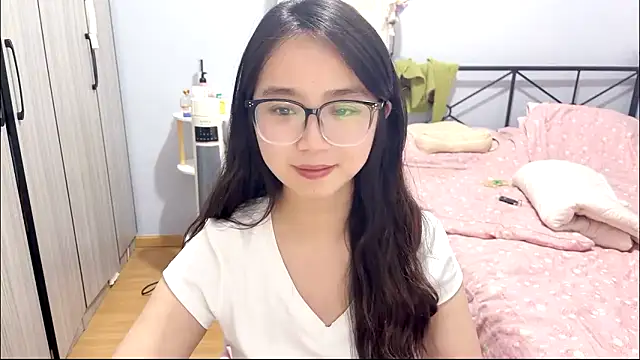 Hmm 0303 online show from March 10, 3:38 pm