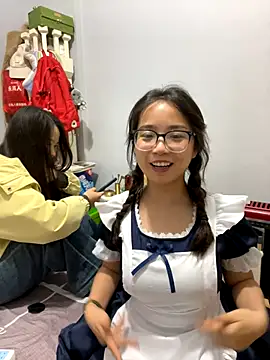 Hmm 0303 online show from November 22, 1:43 pm