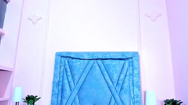 Snapshot of EsmeraldaBlake chatting on January 10, 11:05 am EsmeraldaBlake online show from January 10, 11:05 am