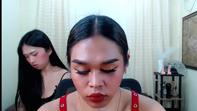 Snapshot of sweet_sophiaxx chatting on February 3, 6:22 am sweet sophiaxx online show from February 3, 6:22 am