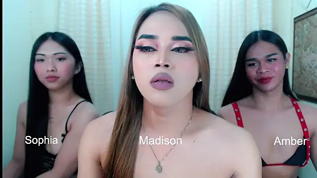 Snapshot of sweet_sophiaxx chatting on February 3, 2:53 am sweet sophiaxx online show from February 3, 2:53 am