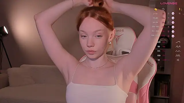 Elisahsthetics online show from February 2, 1:37 am