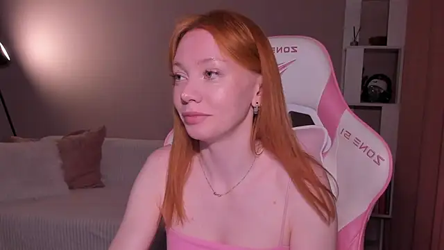 Elisahsthetics online show from April 23, 12:28 am