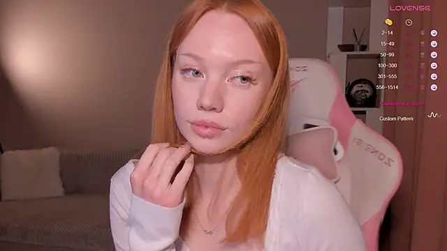 Elisahsthetics online show from January 18, 10:35 pm