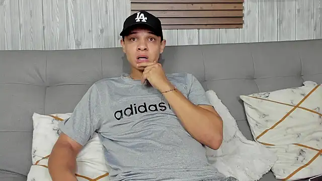 Snapshot of Belamiramill chatting on November 5, 4:54 pm Belamiramill online show from November 5, 4:54 pm