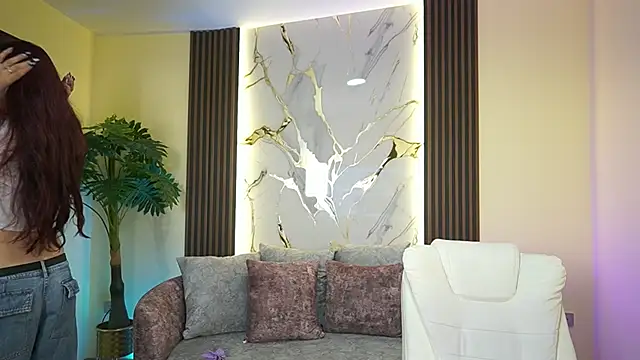 Snapshot of TessaaFox chatting on December 3, 11:53 am TessaaFox online show from December 3, 11:53 am