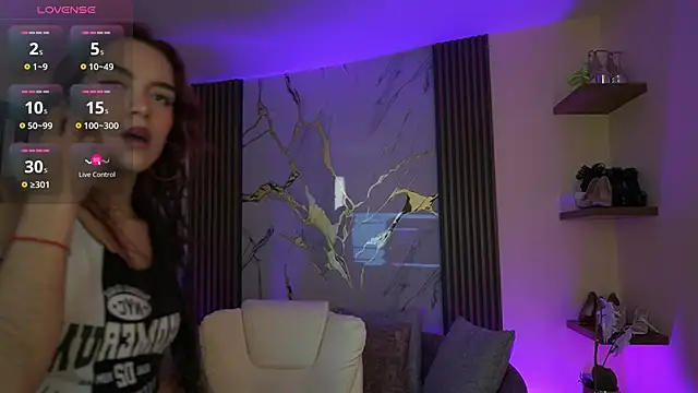 TessaaFox online show from February 2, 12:04 pm