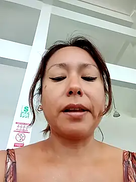 Zulreyna online show from March 19, 4:51 pm