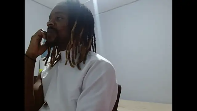 Snapshot of Dangerhook chatting on November 13, 12:03 am Dangerhook online show from November 13, 12:03 am