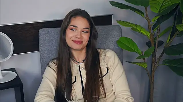 Snapshot of JanelKofron chatting on November 8, 1:47 pm JanelKofron online show from November 8, 1:47 pm