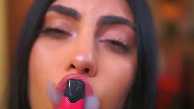 RavennaDArcy online show from November 27, 8:09 pm