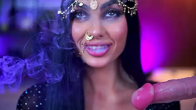 Snapshot of RavennaDArcy chatting on February 18, 7:54 pm RavennaDArcy online show from February 18, 7:54 pm