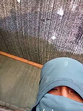 Snapshot of 0281nosyehj chatting on December 18, 9:07 pm 0281nosyehj online show from December 18, 9:07 pm