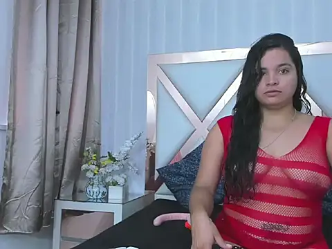 Snapshot of DairaMoon chatting on November 6, 8:13 pm DairaMoon online show from November 6, 8:13 pm