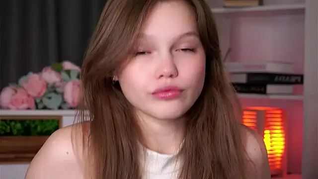 Snapshot of BrookeDyce chatting on November 9, 7:56 am BrookeDyce online show from November 9, 7:56 am