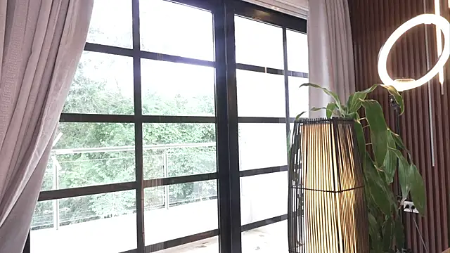 alicia xoxo online show from January 18, 8:23 pm