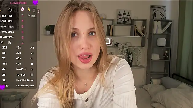 TawnyaVanschaick online show from February 6, 11:17 am