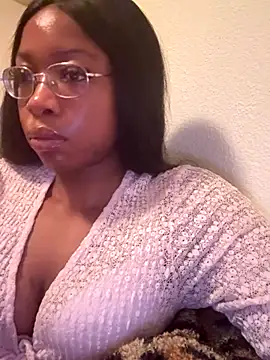 Snapshot of SwissMirelle chatting on November 6, 8:24 pm SwissMirelle online show from November 6, 8:24 pm